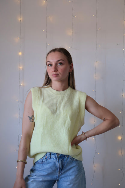 Pull Amanda Jaune